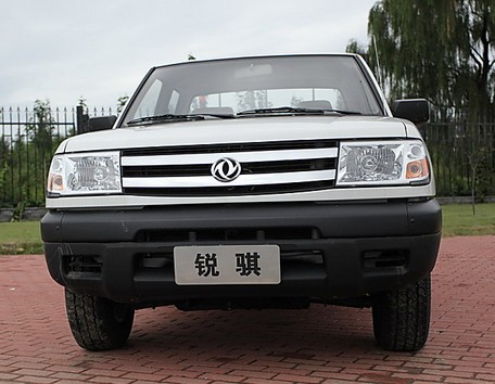 郑州日产 锐骐皮卡 2WD ZD25柴油豪华型 国Ⅲ 2009款