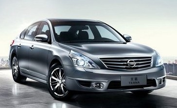 东风日产 天籁 2.5L XV 云安全版 2012款